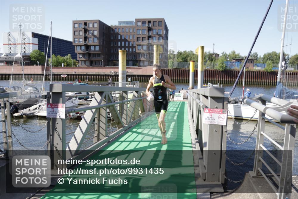 09.08.2026 - GEWOBA Citytriathlon Bremen Yannick Fuchs http://msf.ph/oto/9931435 09.08.2026 10:09:22 Schwimmen 365 meine-sportfotos.de