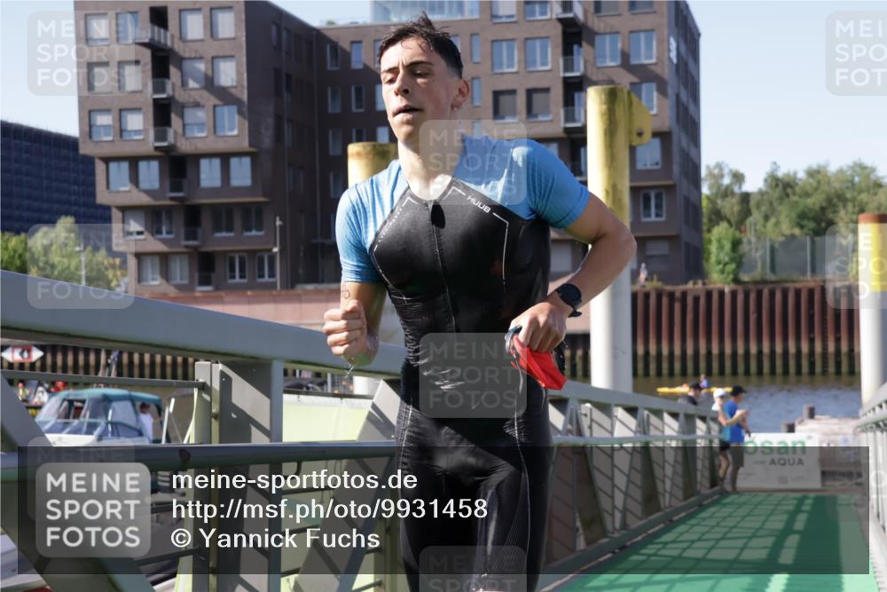 09.08.2026 - GEWOBA Citytriathlon Bremen Yannick Fuchs http://msf.ph/oto/9931458 09.08.2026 10:09:51 Schwimmen 280, 282, 285, 306 meine-sportfotos.de