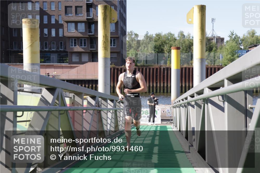 09.08.2026 - GEWOBA Citytriathlon Bremen Yannick Fuchs http://msf.ph/oto/9931460 09.08.2026 10:10:06 Schwimmen 280, 282, 302 meine-sportfotos.de