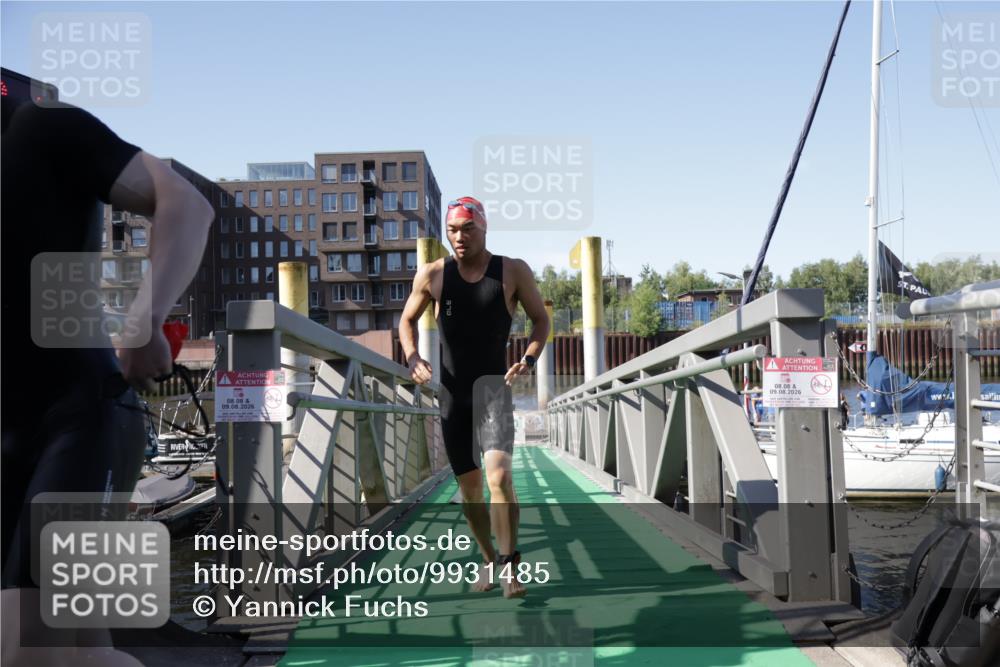 09.08.2026 - GEWOBA Citytriathlon Bremen Yannick Fuchs http://msf.ph/oto/9931485 09.08.2026 10:12:05 Schwimmen 297, 308 meine-sportfotos.de