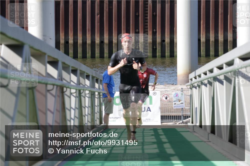 09.08.2026 - GEWOBA Citytriathlon Bremen Yannick Fuchs http://msf.ph/oto/9931495 09.08.2026 10:12:25 Schwimmen 349 meine-sportfotos.de