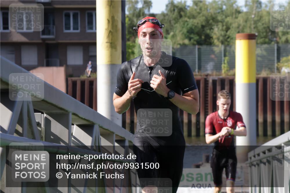 09.08.2026 - GEWOBA Citytriathlon Bremen Yannick Fuchs http://msf.ph/oto/9931500 09.08.2026 10:12:29 Schwimmen 287, 349 meine-sportfotos.de