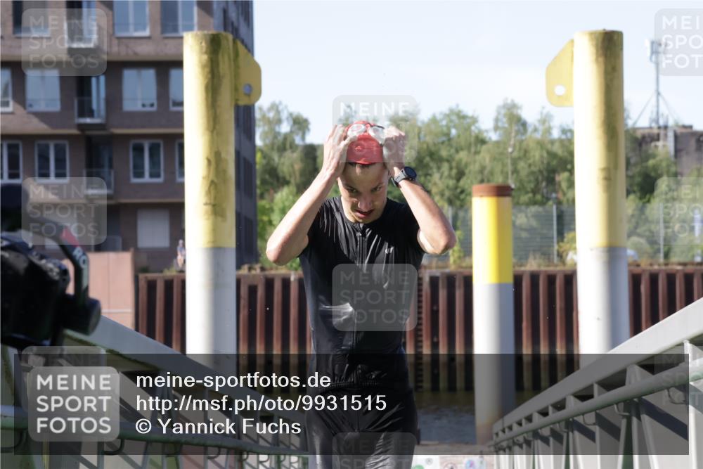 09.08.2026 - GEWOBA Citytriathlon Bremen Yannick Fuchs http://msf.ph/oto/9931515 09.08.2026 10:13:14 Schwimmen 286 meine-sportfotos.de