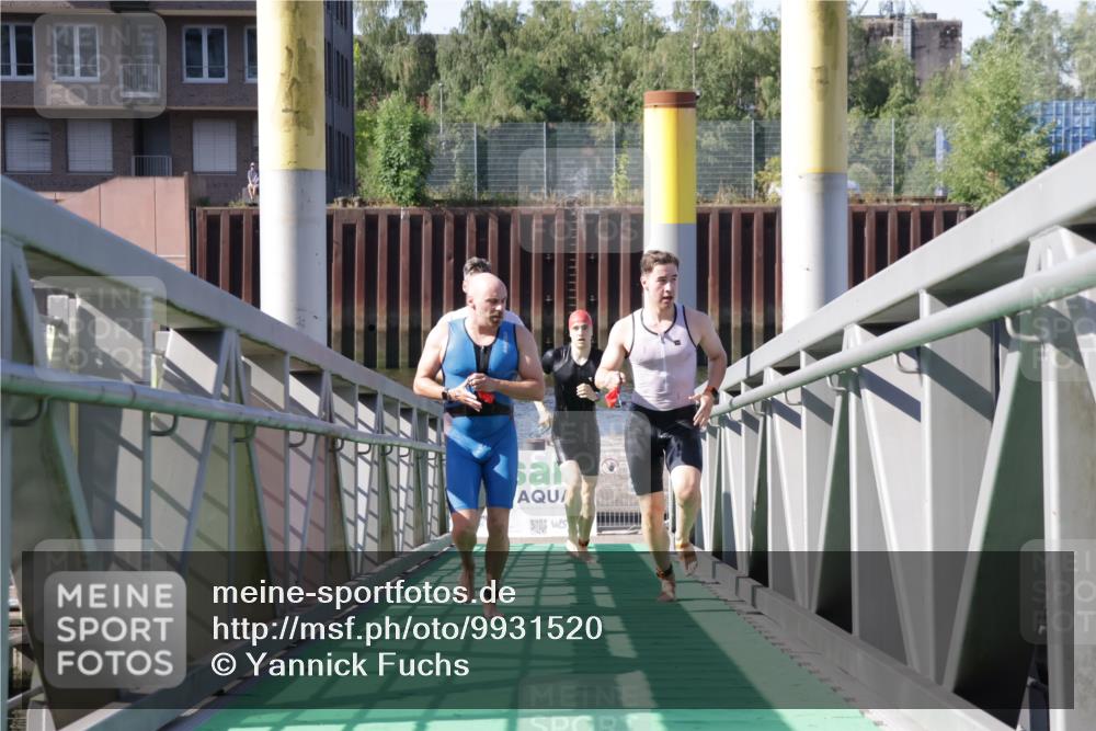 09.08.2026 - GEWOBA Citytriathlon Bremen Yannick Fuchs http://msf.ph/oto/9931520 09.08.2026 10:13:24 Schwimmen 284, 286, 310, 387, 393 meine-sportfotos.de