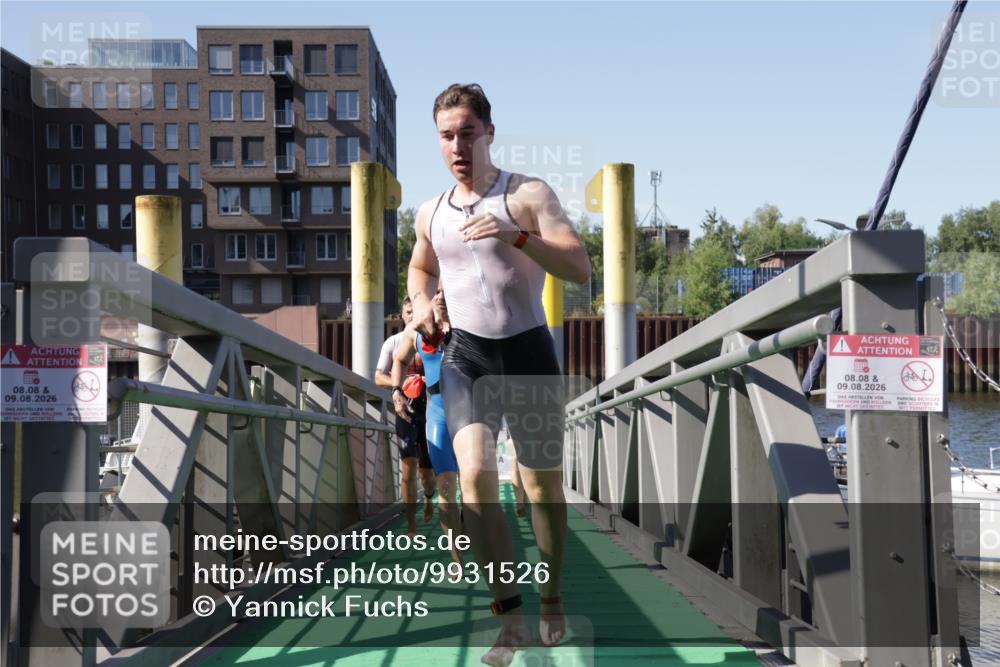 09.08.2026 - GEWOBA Citytriathlon Bremen Yannick Fuchs http://msf.ph/oto/9931526 09.08.2026 10:13:27 Schwimmen 284, 286, 310, 387, 393 meine-sportfotos.de