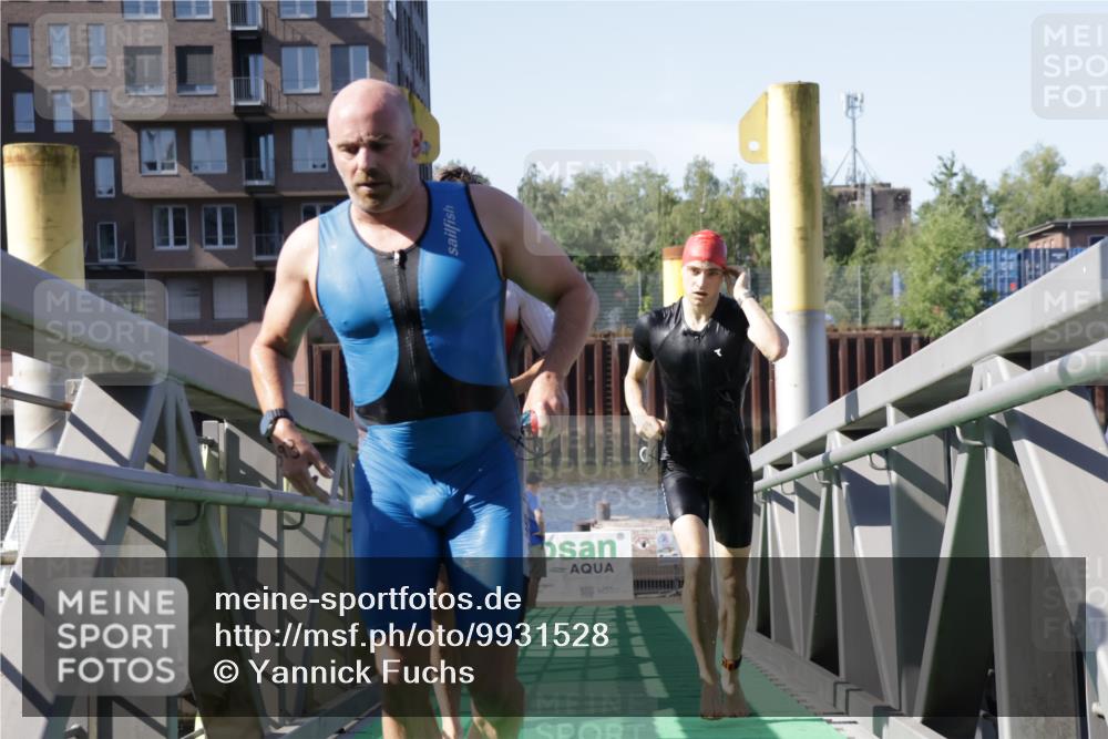09.08.2026 - GEWOBA Citytriathlon Bremen Yannick Fuchs http://msf.ph/oto/9931528 09.08.2026 10:13:28 Schwimmen 284, 286, 310, 387, 393 meine-sportfotos.de
