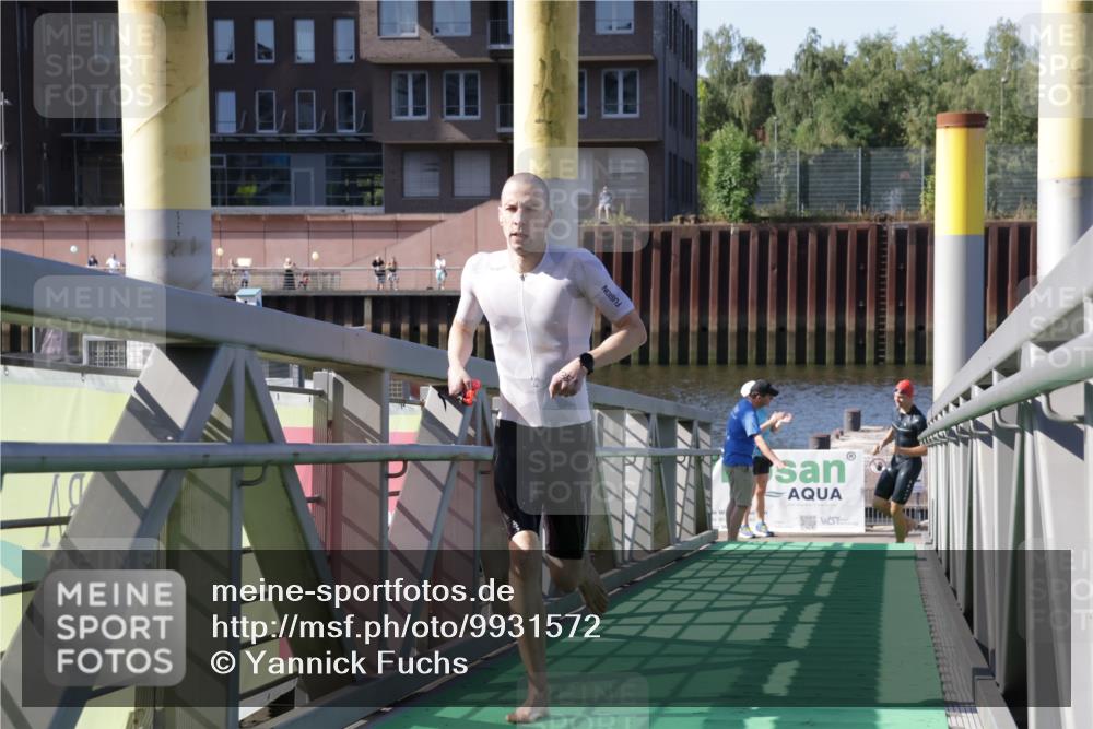 09.08.2026 - GEWOBA Citytriathlon Bremen Yannick Fuchs http://msf.ph/oto/9931572 09.08.2026 10:14:18 Schwimmen 291, 351 meine-sportfotos.de