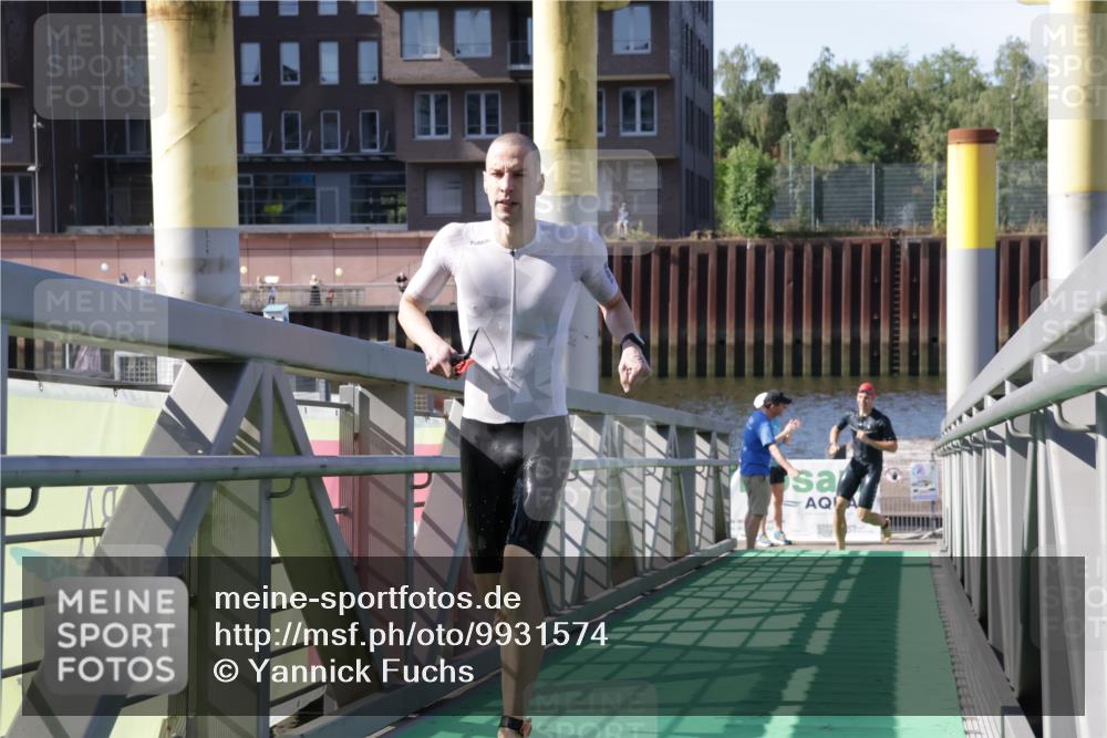 09.08.2026 - GEWOBA Citytriathlon Bremen Yannick Fuchs http://msf.ph/oto/9931574 09.08.2026 10:14:18 Schwimmen 291, 351 meine-sportfotos.de