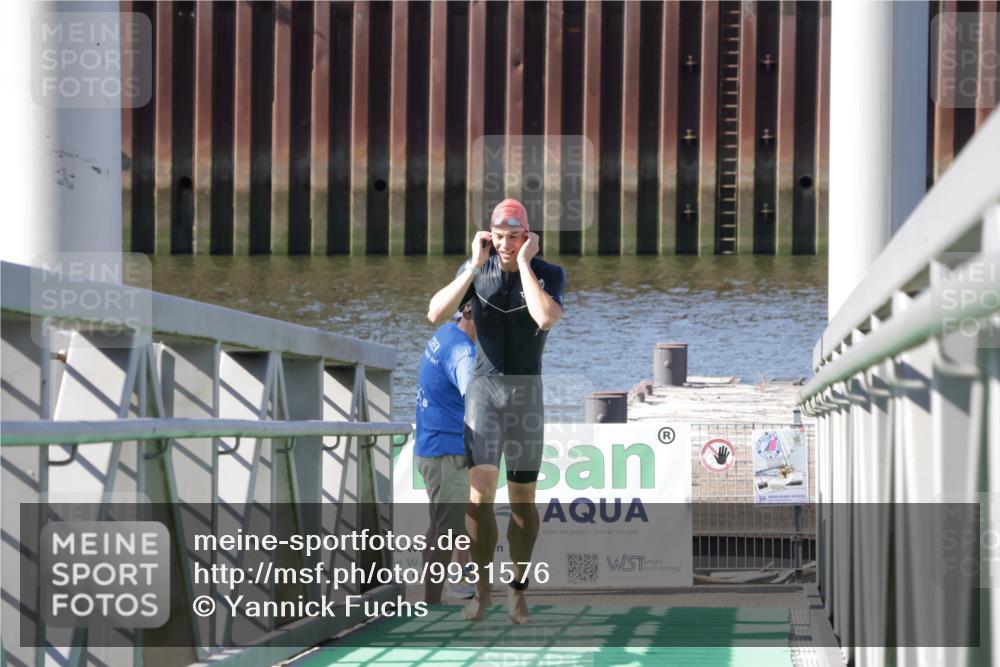 09.08.2026 - GEWOBA Citytriathlon Bremen Yannick Fuchs http://msf.ph/oto/9931576 09.08.2026 10:14:19 Schwimmen 291, 351 meine-sportfotos.de