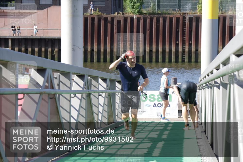 09.08.2026 - GEWOBA Citytriathlon Bremen Yannick Fuchs http://msf.ph/oto/9931582 09.08.2026 10:14:23 Schwimmen 301, 351, 358 meine-sportfotos.de