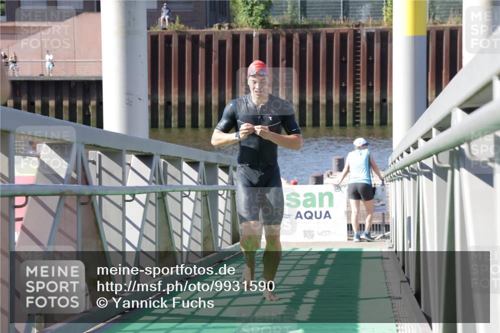 09.08.2026 - GEWOBA Citytriathlon Bremen Yannick Fuchs http://msf.ph/oto/9931590 09.08.2026 10:14:26 Schwimmen 301, 351, 358 meine-sportfotos.de