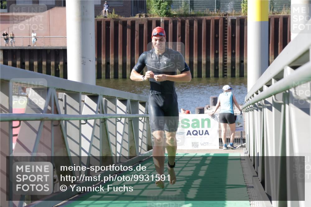 09.08.2026 - GEWOBA Citytriathlon Bremen Yannick Fuchs http://msf.ph/oto/9931591 09.08.2026 10:14:27 Schwimmen 301, 351, 358 meine-sportfotos.de