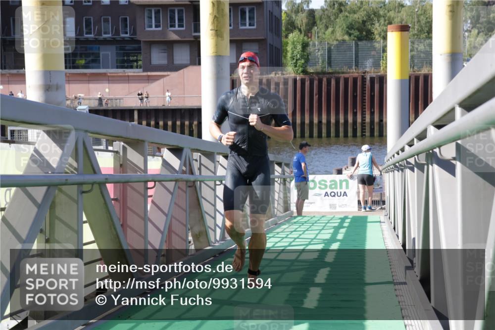 09.08.2026 - GEWOBA Citytriathlon Bremen Yannick Fuchs http://msf.ph/oto/9931594 09.08.2026 10:14:28 Schwimmen 301, 351, 358 meine-sportfotos.de