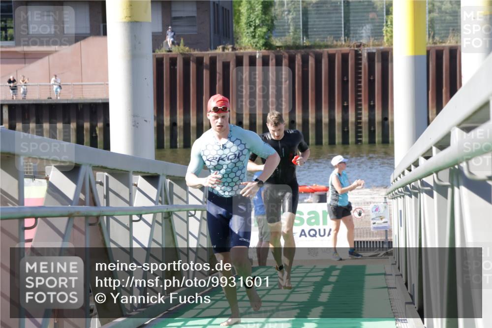 09.08.2026 - GEWOBA Citytriathlon Bremen Yannick Fuchs http://msf.ph/oto/9931601 09.08.2026 10:14:40 Schwimmen 301, 314, 322, 358 meine-sportfotos.de