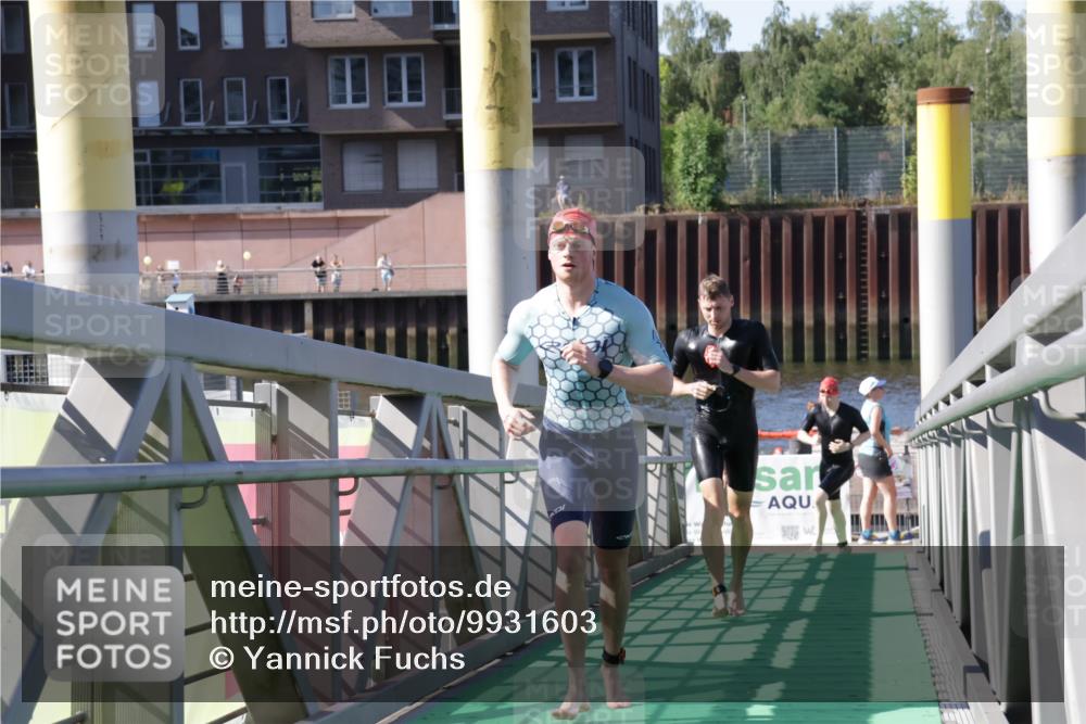 09.08.2026 - GEWOBA Citytriathlon Bremen Yannick Fuchs http://msf.ph/oto/9931603 09.08.2026 10:14:41 Schwimmen 301, 314, 322, 358 meine-sportfotos.de