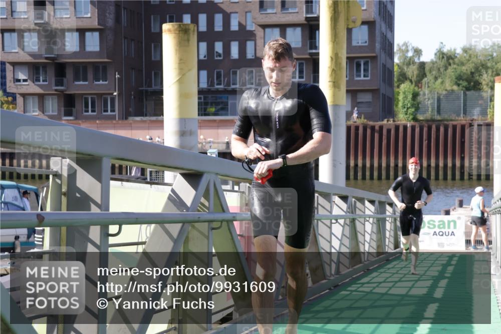 09.08.2026 - GEWOBA Citytriathlon Bremen Yannick Fuchs http://msf.ph/oto/9931609 09.08.2026 10:14:45 Schwimmen 314, 322, 398 meine-sportfotos.de