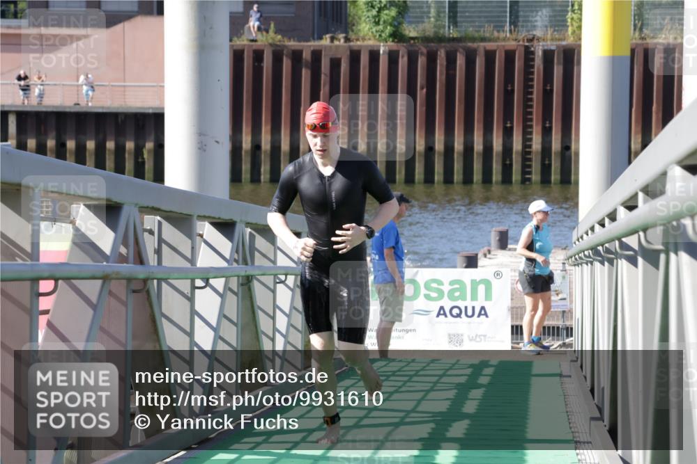 09.08.2026 - GEWOBA Citytriathlon Bremen Yannick Fuchs http://msf.ph/oto/9931610 09.08.2026 10:14:46 Schwimmen 314, 322, 398 meine-sportfotos.de