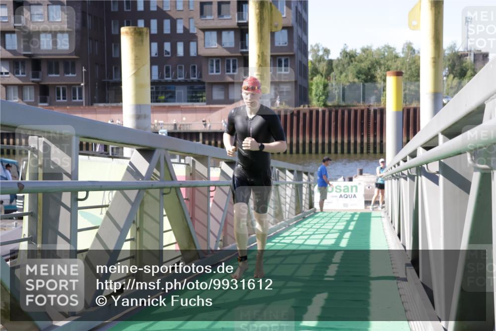 09.08.2026 - GEWOBA Citytriathlon Bremen Yannick Fuchs http://msf.ph/oto/9931612 09.08.2026 10:14:48 Schwimmen 314, 322, 398 meine-sportfotos.de