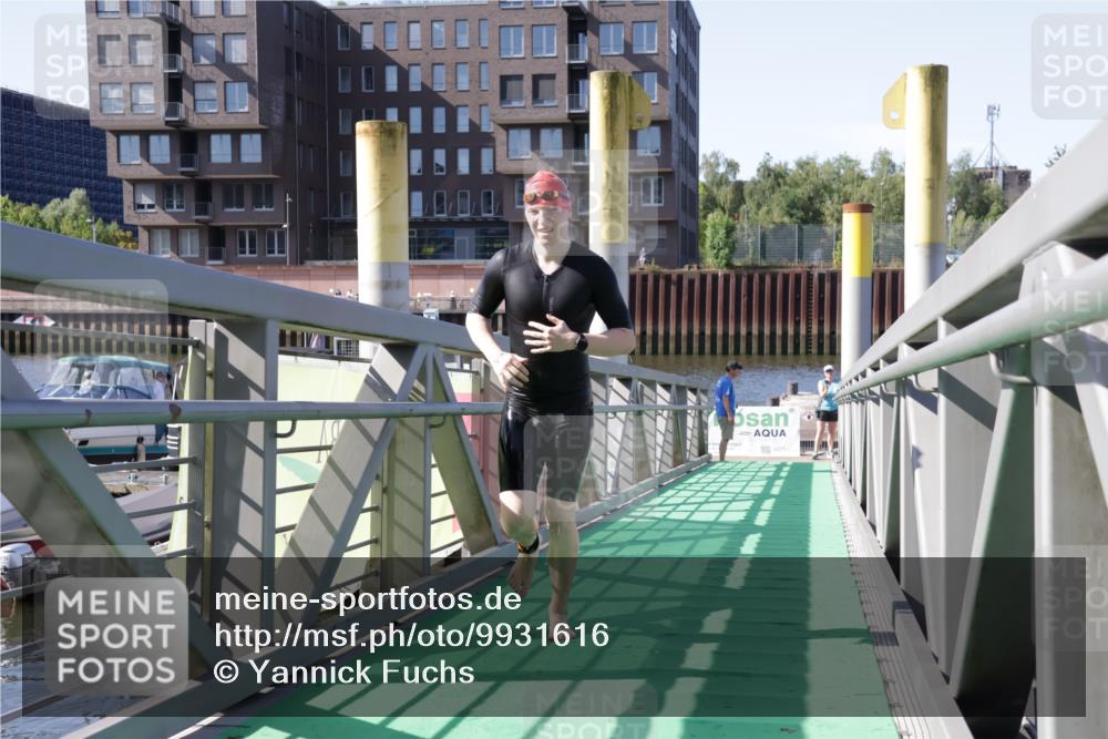 09.08.2026 - GEWOBA Citytriathlon Bremen Yannick Fuchs http://msf.ph/oto/9931616 09.08.2026 10:14:49 Schwimmen 314, 322, 398 meine-sportfotos.de