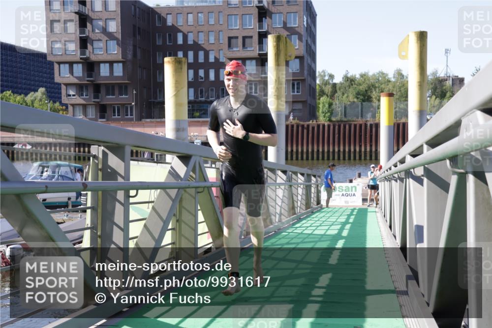 09.08.2026 - GEWOBA Citytriathlon Bremen Yannick Fuchs http://msf.ph/oto/9931617 09.08.2026 10:14:49 Schwimmen 314, 322, 398 meine-sportfotos.de
