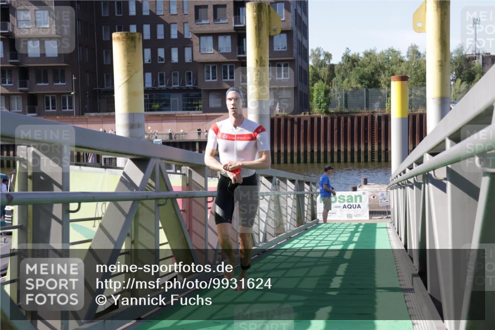 09.08.2026 - GEWOBA Citytriathlon Bremen Yannick Fuchs http://msf.ph/oto/9931624 09.08.2026 10:14:56 Schwimmen 314, 322, 345, 398 meine-sportfotos.de