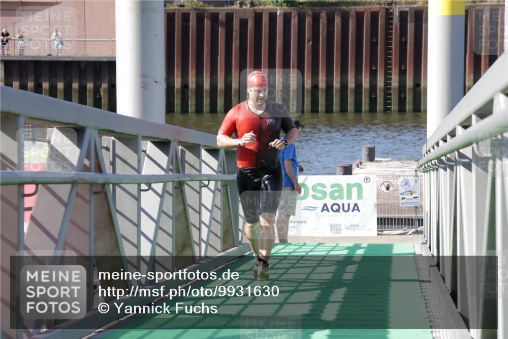 09.08.2026 - GEWOBA Citytriathlon Bremen Yannick Fuchs http://msf.ph/oto/9931630 09.08.2026 10:15:03 Schwimmen 345, 372, 398 meine-sportfotos.de