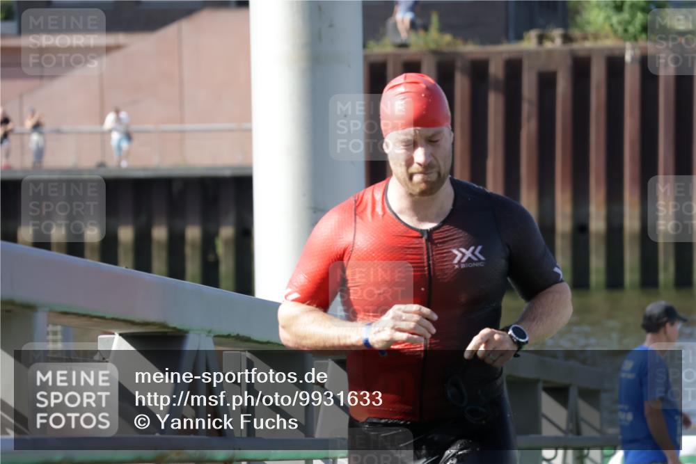 09.08.2026 - GEWOBA Citytriathlon Bremen Yannick Fuchs http://msf.ph/oto/9931633 09.08.2026 10:15:05 Schwimmen 345, 372, 398 meine-sportfotos.de