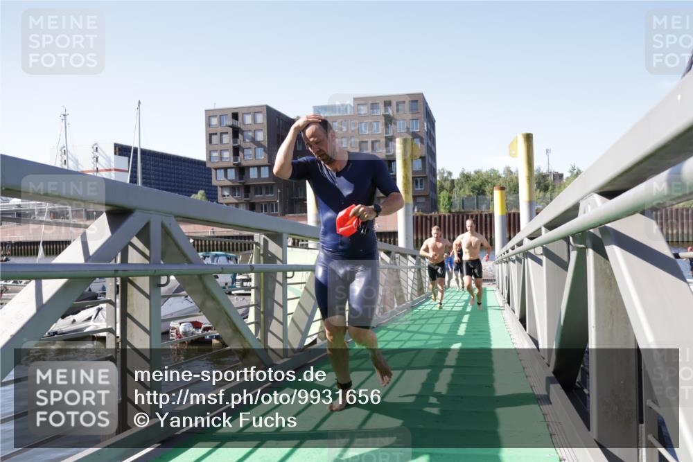 09.08.2026 - GEWOBA Citytriathlon Bremen Yannick Fuchs http://msf.ph/oto/9931656 09.08.2026 10:15:26 Schwimmen 329, 376, 377, 383, 394, 400, 427 meine-sportfotos.de