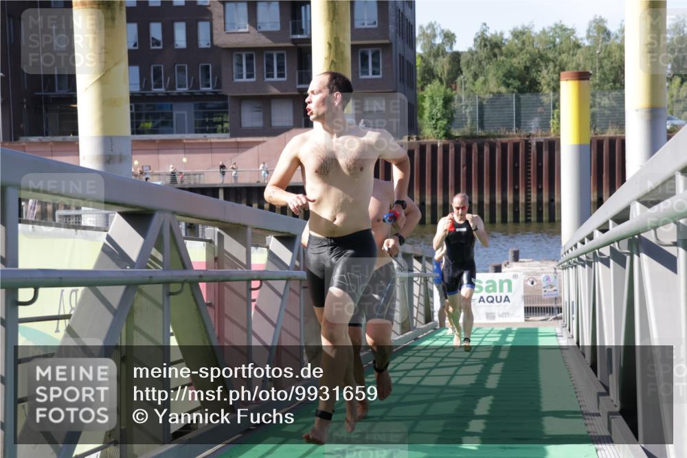 09.08.2026 - GEWOBA Citytriathlon Bremen Yannick Fuchs http://msf.ph/oto/9931659 09.08.2026 10:15:27 Schwimmen 329, 376, 377, 383, 394, 400, 427 meine-sportfotos.de