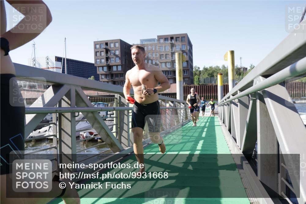09.08.2026 - GEWOBA Citytriathlon Bremen Yannick Fuchs http://msf.ph/oto/9931668 09.08.2026 10:15:29 Schwimmen 296, 329, 376, 377, 383, 394, 400, 427 meine-sportfotos.de