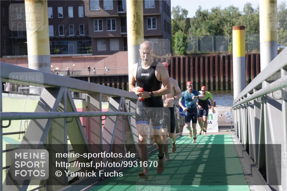 09.08.2026 - GEWOBA Citytriathlon Bremen Yannick Fuchs http://msf.ph/oto/9931670 09.08.2026 10:15:30 Schwimmen 296, 329, 360, 376, 377, 383, 394, 400, 427 meine-sportfotos.de