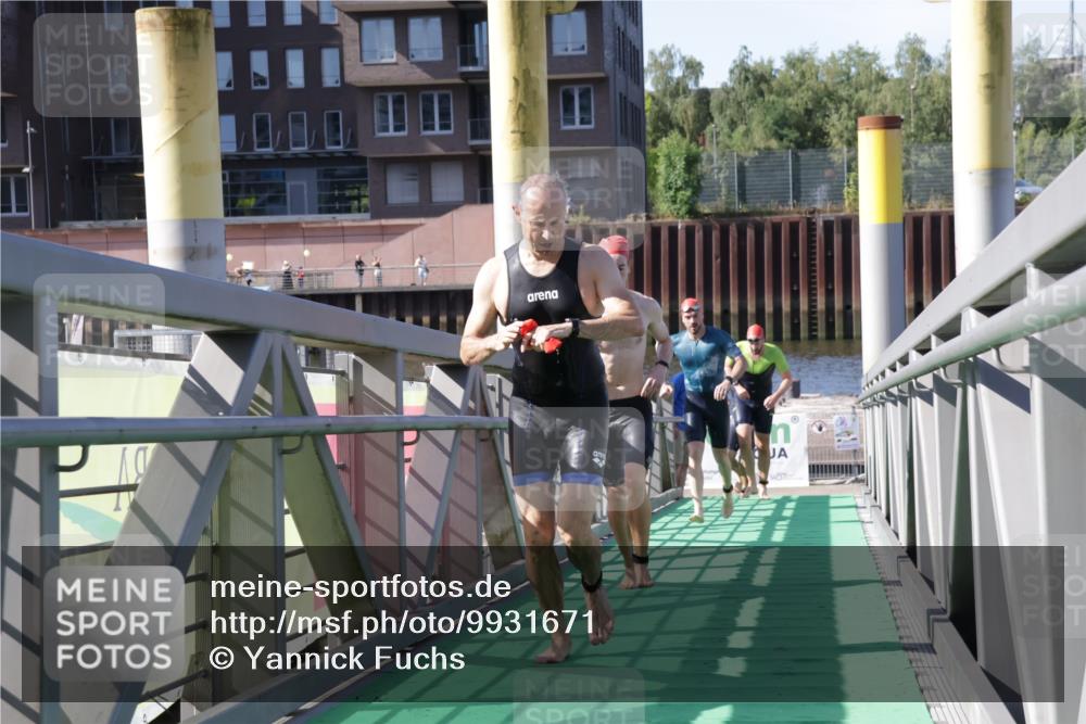 09.08.2026 - GEWOBA Citytriathlon Bremen Yannick Fuchs http://msf.ph/oto/9931671 09.08.2026 10:15:30 Schwimmen 296, 329, 360, 376, 377, 383, 394, 400, 427 meine-sportfotos.de