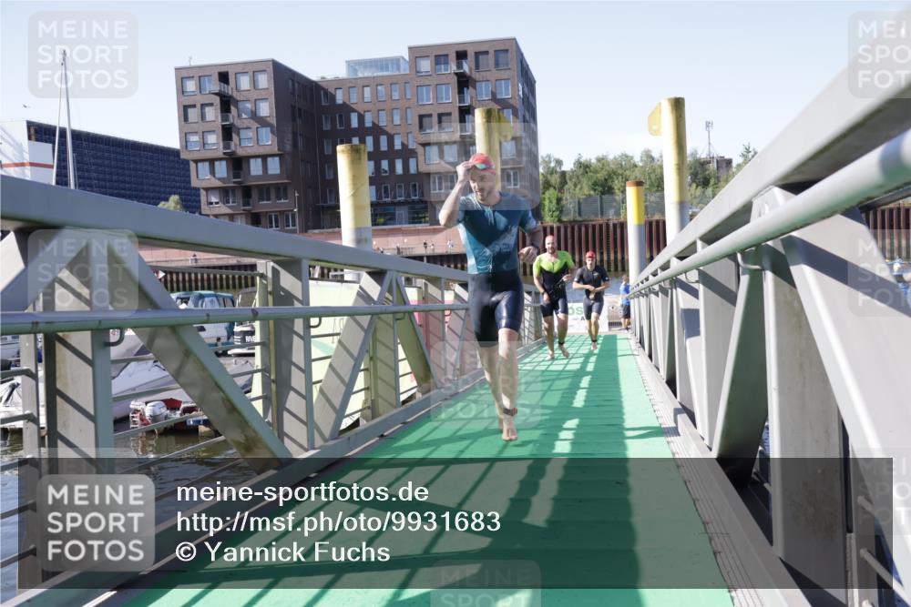 09.08.2026 - GEWOBA Citytriathlon Bremen Yannick Fuchs http://msf.ph/oto/9931683 09.08.2026 10:15:34 Schwimmen 293, 296, 329, 339, 360, 376, 377, 383, 394, 400, 427 meine-sportfotos.de