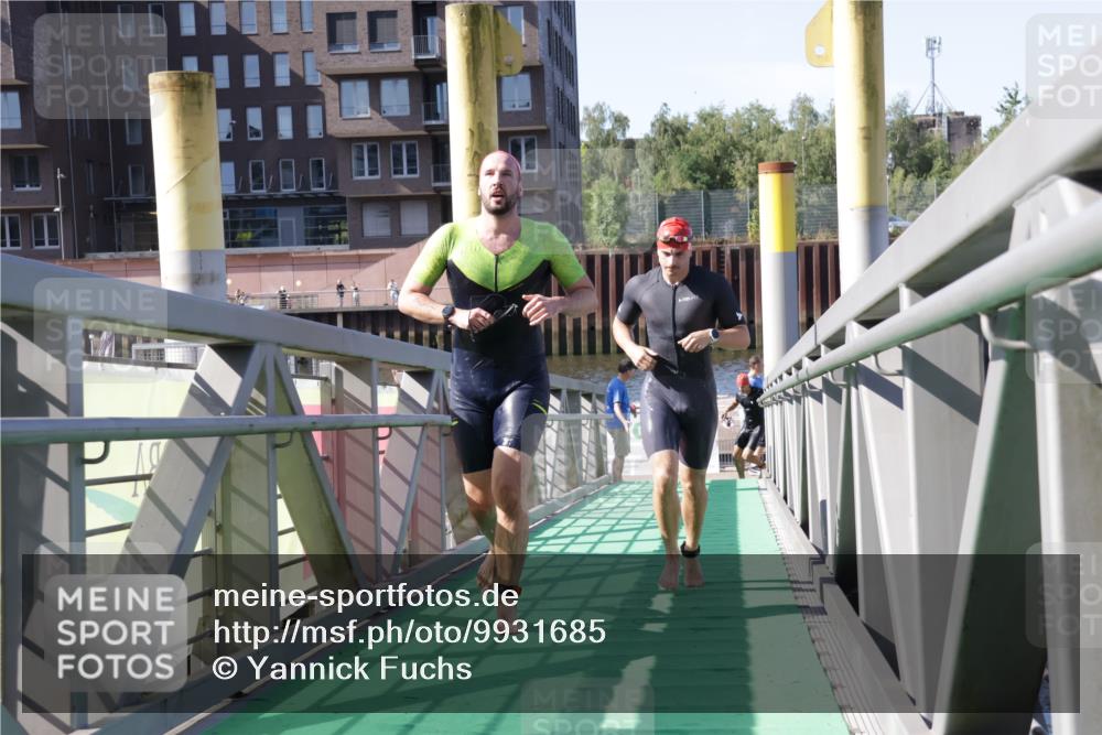 09.08.2026 - GEWOBA Citytriathlon Bremen Yannick Fuchs http://msf.ph/oto/9931685 09.08.2026 10:15:37 Schwimmen 293, 296, 329, 339, 360, 376, 377, 383, 400, 427 meine-sportfotos.de