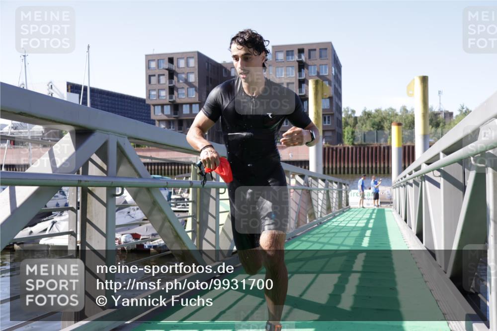 09.08.2026 - GEWOBA Citytriathlon Bremen Yannick Fuchs http://msf.ph/oto/9931700 09.08.2026 10:15:44 Schwimmen 290, 293, 296, 329, 339, 360, 400 meine-sportfotos.de