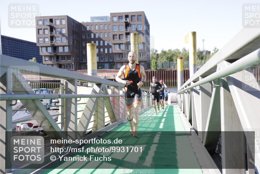 09.08.2026 - GEWOBA Citytriathlon Bremen Yannick Fuchs http://msf.ph/oto/9931701 09.08.2026 10:15:53 Schwimmen 290, 293, 342, 389, 402 meine-sportfotos.de
