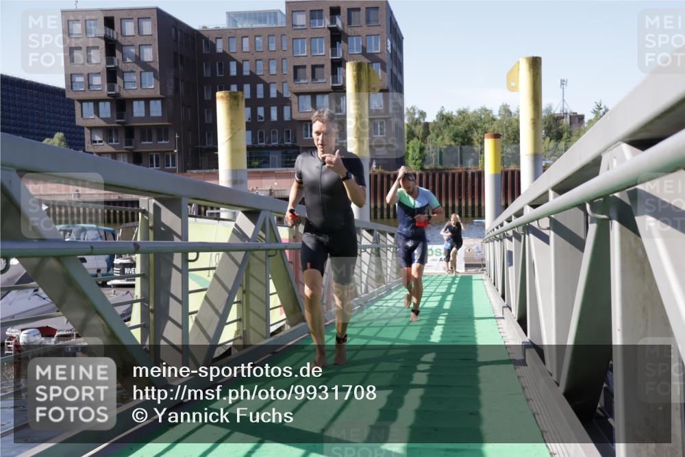09.08.2026 - GEWOBA Citytriathlon Bremen Yannick Fuchs http://msf.ph/oto/9931708 09.08.2026 10:15:55 Schwimmen 290, 342, 389, 402 meine-sportfotos.de