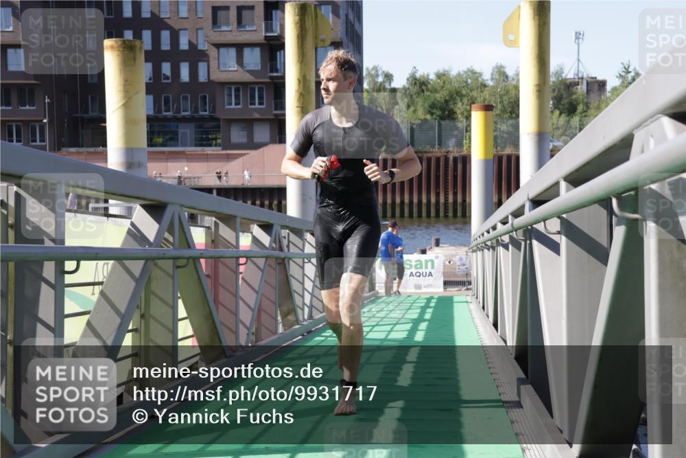 09.08.2026 - GEWOBA Citytriathlon Bremen Yannick Fuchs http://msf.ph/oto/9931717 09.08.2026 10:16:02 Schwimmen 318, 342, 389, 402 meine-sportfotos.de