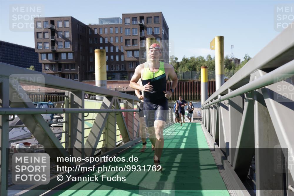 09.08.2026 - GEWOBA Citytriathlon Bremen Yannick Fuchs http://msf.ph/oto/9931762 09.08.2026 10:16:36 Schwimmen 315, 321, 338, 362, 368, 375, 391, 416 meine-sportfotos.de