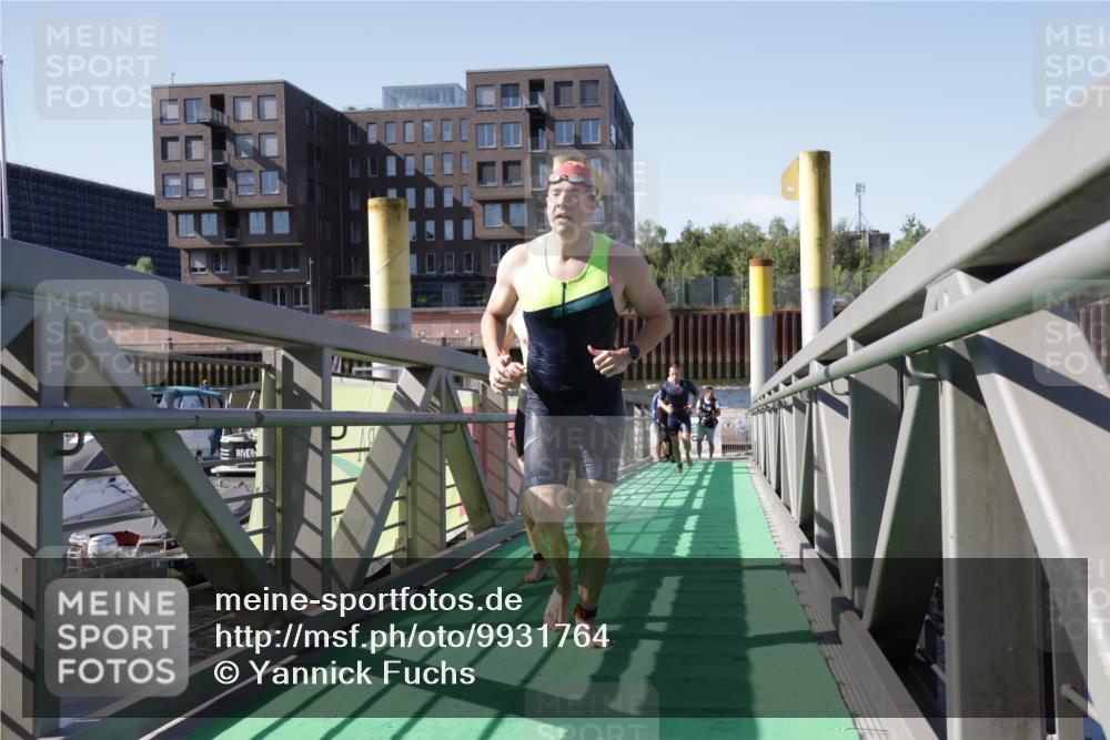 09.08.2026 - GEWOBA Citytriathlon Bremen Yannick Fuchs http://msf.ph/oto/9931764 09.08.2026 10:16:36 Schwimmen 315, 321, 338, 362, 368, 375, 391, 416 meine-sportfotos.de
