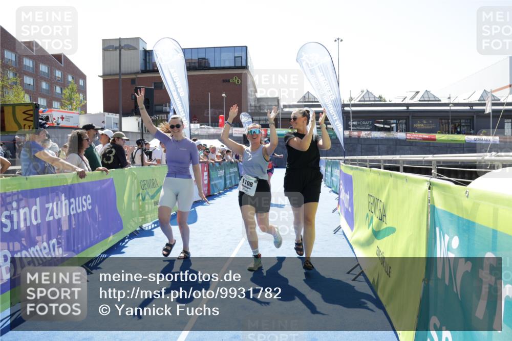 09.08.2026 - GEWOBA Citytriathlon Bremen Yannick Fuchs http://msf.ph/oto/9931782 09.08.2026 14:33:20 Ziel 997, 1108 meine-sportfotos.de