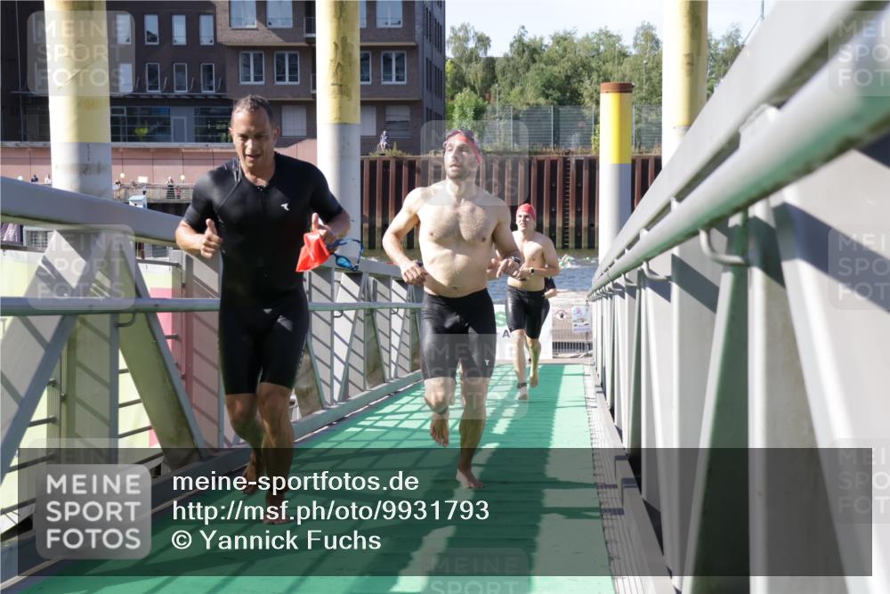 09.08.2026 - GEWOBA Citytriathlon Bremen Yannick Fuchs http://msf.ph/oto/9931793 09.08.2026 10:17:03 Schwimmen 295, 313, 319, 327, 364, 369, 392, 447, 463 meine-sportfotos.de