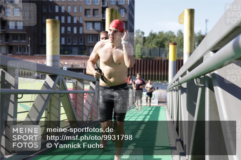09.08.2026 - GEWOBA Citytriathlon Bremen Yannick Fuchs http://msf.ph/oto/9931798 09.08.2026 10:17:06 Schwimmen 295, 313, 319, 327, 364, 369, 392, 403, 447, 463 meine-sportfotos.de
