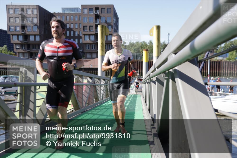 09.08.2026 - GEWOBA Citytriathlon Bremen Yannick Fuchs http://msf.ph/oto/9931810 09.08.2026 10:17:13 Schwimmen 295, 319, 327, 332, 352, 359, 364, 378, 392, 403, 463 meine-sportfotos.de