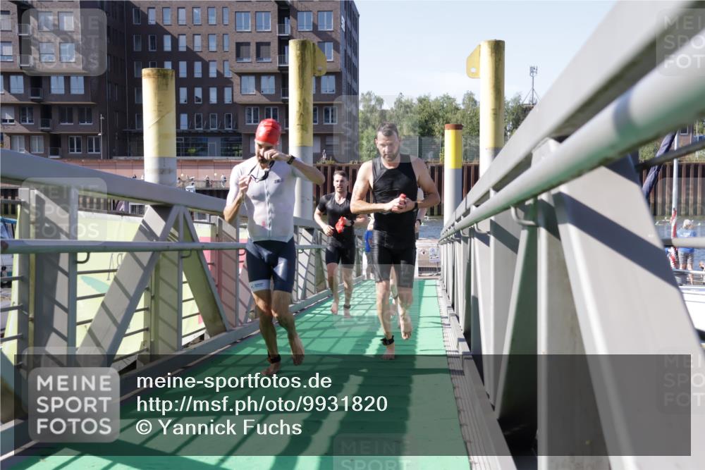 09.08.2026 - GEWOBA Citytriathlon Bremen Yannick Fuchs http://msf.ph/oto/9931820 09.08.2026 10:17:18 Schwimmen 295, 312, 327, 332, 352, 356, 359, 364, 378, 403 meine-sportfotos.de