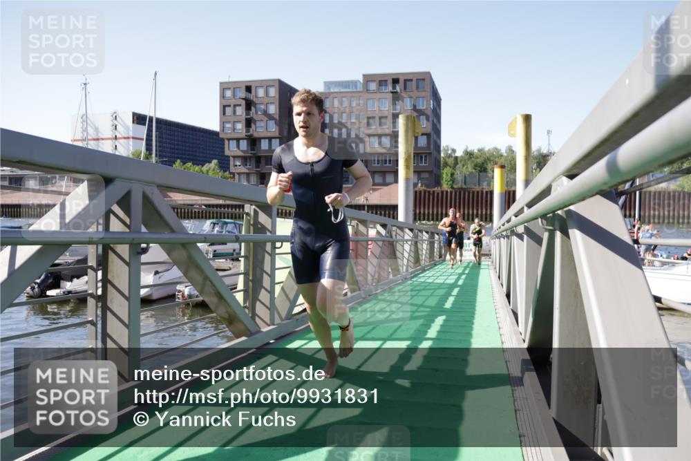 09.08.2026 - GEWOBA Citytriathlon Bremen Yannick Fuchs http://msf.ph/oto/9931831 09.08.2026 10:17:23 Schwimmen 289, 312, 332, 352, 356, 359, 378, 379, 395, 403 meine-sportfotos.de