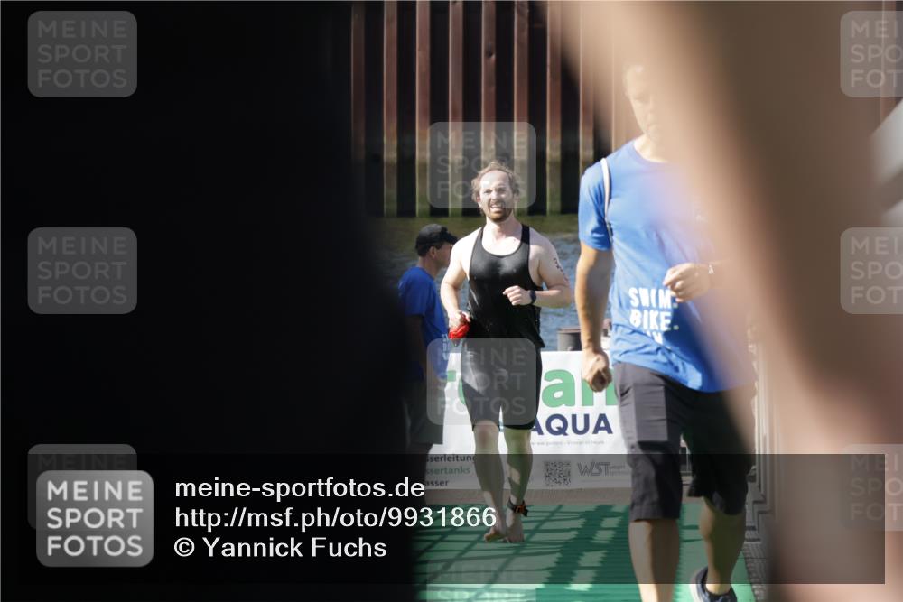 09.08.2026 - GEWOBA Citytriathlon Bremen Yannick Fuchs http://msf.ph/oto/9931866 09.08.2026 10:18:27 Schwimmen 288, 317, 320, 334, 337, 350, 478 meine-sportfotos.de