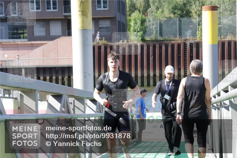09.08.2026 - GEWOBA Citytriathlon Bremen Yannick Fuchs http://msf.ph/oto/9931878 09.08.2026 10:18:44 Schwimmen 294, 311, 334, 355 meine-sportfotos.de