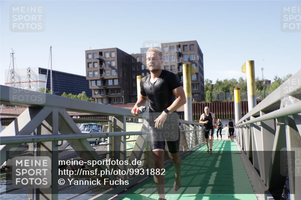 09.08.2026 - GEWOBA Citytriathlon Bremen Yannick Fuchs http://msf.ph/oto/9931882 09.08.2026 10:19:00 Schwimmen 294, 299, 304, 328, 406, 408, 465, 479 meine-sportfotos.de