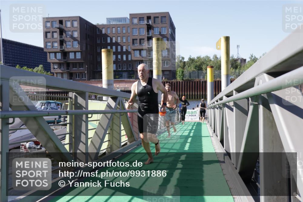 09.08.2026 - GEWOBA Citytriathlon Bremen Yannick Fuchs http://msf.ph/oto/9931886 09.08.2026 10:19:02 Schwimmen 299, 304, 328, 406, 408, 465, 479, 516 meine-sportfotos.de